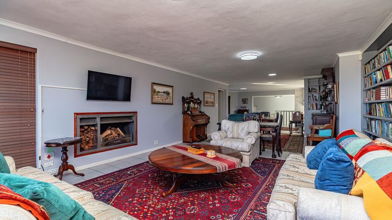 5 Bedroom Property for Sale in Hersham Western Cape